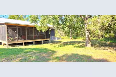 184 N Bay Shore Dr, Eastpoint, FL 32328 - Photo 7