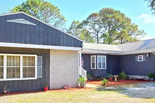 184 N Bay Shr Dr, Eastpoint, FL 32328 - Photo 1