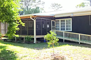 184 N Bay Shr Dr, Eastpoint, FL 32328 - Photo 9
