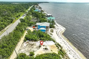 2780 Royal Vista Ln, Carrabelle, FL 32322 - Photo 1