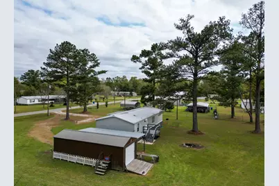 280 Hurd St, Wewahitchka, FL 32465 - Photo 3