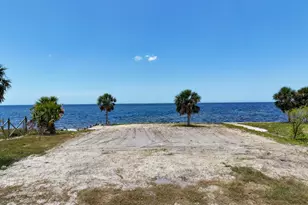 22205 Gulf View Dr, Perry, FL 32348 - Photo 1