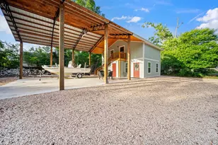 812 N W Ave C, Carrabelle, FL 32322 - Photo 25