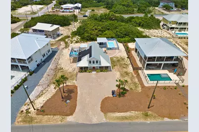 773 W Gorrie Dr, Saint George Island, FL 32328 - Photo 9