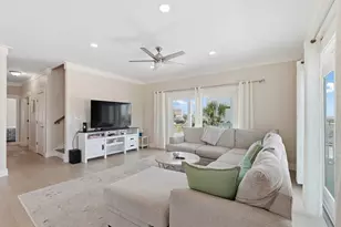 105 Circle Dr, Mexico Beach, FL 32456 - Photo 5