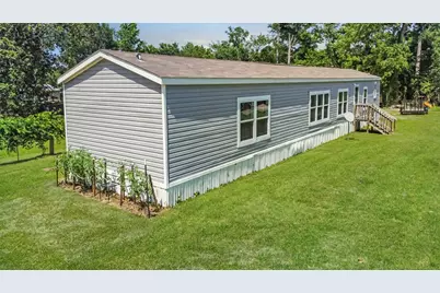 1185 E River Rd, Wewahitchka, FL 32465 - Photo 17