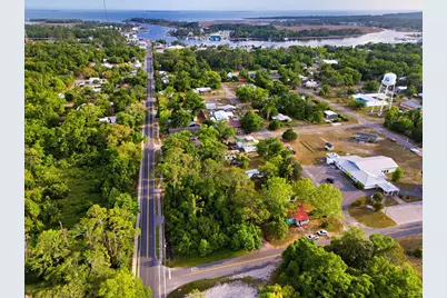 605 Tallahassee St, Carrabelle, FL 32322 - Photo 3