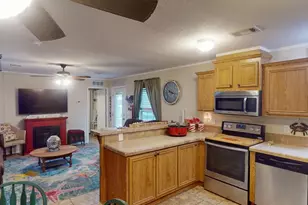 338 Selma St, Port Saint Joe, FL 32456 - Photo 11