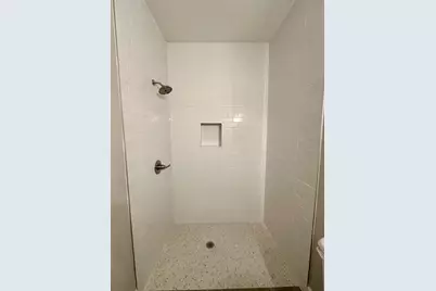 279 Seven Springs Dr, Wewahitchka, FL 32465 - Photo 17