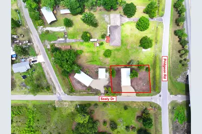 133 Sealy Dr, Wewahitchka, FL 32465 - Photo 3