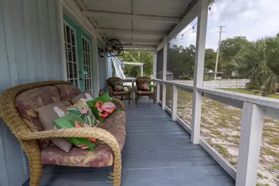 501 NW Ave B, Carrabelle, FL 32322 - Photo 13