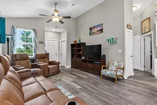 272 Lake McKissack Ln, Carrabelle, FL 32322 - Photo 7
