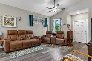 272 Lake McKissack Ln, Carrabelle, FL 32322 - Photo 5
