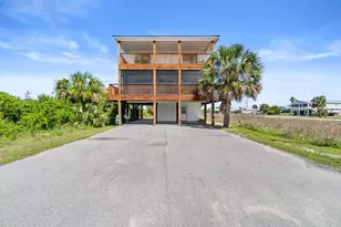 141 Pineda St, Port Saint Joe, FL 32456 - Photo 1