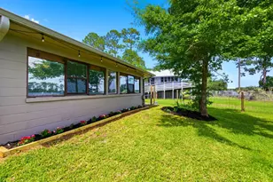 427 River Rd, Carrabelle, FL 32322 - Photo 5