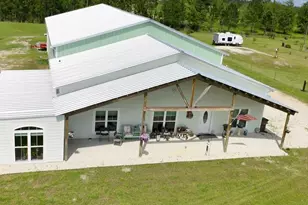 130 Golden Rod Ln, Wewahitchka, FL 32465 - Photo 1