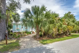 121 14th St, Apalachicola, FL 32320 - Photo 45
