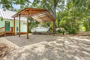 121 14th St, Apalachicola, FL 32320 - Photo 39