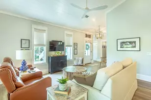 121 14th St, Apalachicola, FL 32320 - Photo 7