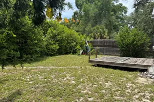 505 NW 3rd St, Carrabelle, FL 32322 - Photo 5