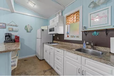 605 10th St, Port Saint Joe, FL 32456 - Photo 75