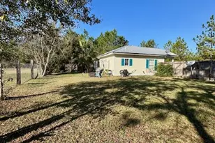303 Angela Ct, Wewahitchka, FL 32465 - Photo 5