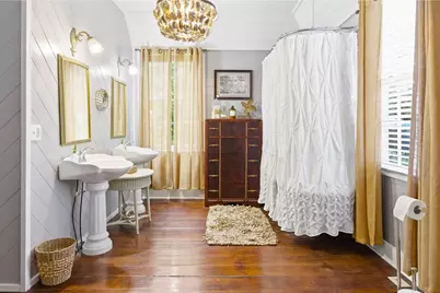 128 4th St, Apalachicola, FL 32320 - Photo 17