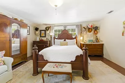128 4th St, Apalachicola, FL 32320 - Photo 57
