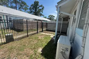 121 Parker Ave, Lanark Village, FL 32323 - Photo 5