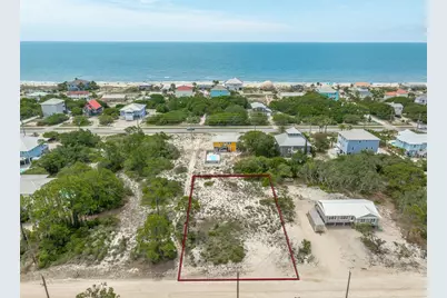 1040 W Pine Ave, Saint George Island, FL 32328 - Photo 7