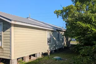 285 Marlin St, Port Saint Joe, FL 32456 - Photo 17