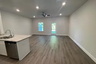 270 The Prado, Apalachicola, FL 32320 - Photo 3