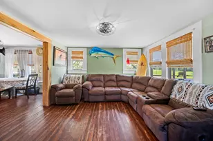 111 Bayberry Dr, Wewahitchka, FL 32465 - Photo 5