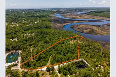 301 Jay Jay Way, Carrabelle, FL 32322 - Photo 5