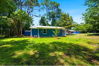 1209 NE 1st St, Carrabelle, FL 32322 - Photo 7