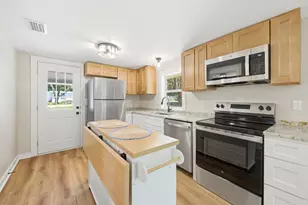 1209 NE 1st St, Carrabelle, FL 32322 - Photo 13