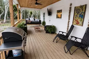 979 C C Land Rd, Eastpoint, FL 32328 - Photo 5