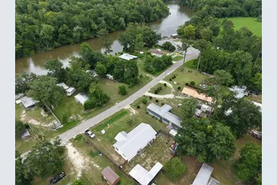 205 Riverview Dr, Wewahitchka, FL 32465 - Photo 7