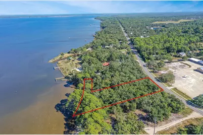 29 N Bay Shore Dr, Eastpoint, FL 32328 - Photo 3