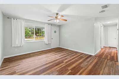136 E Rogers St, Port Saint Joe, FL 32456 - Photo 13