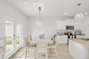 319 Sea Grv Wy, Port Saint Joe, FL 32456 - Photo 19