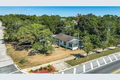 512 NW Ave A, Carrabelle, FL 32322 - Photo 3