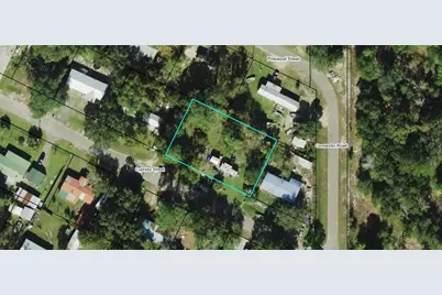 1053 Cypress St, Apalachicola, FL 32320 - Photo 5