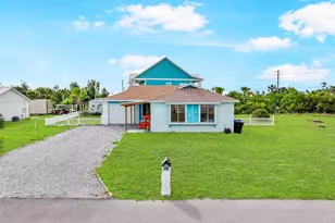 313 Hatley Dr, Mexico Beach, FL 32456 - Photo 3