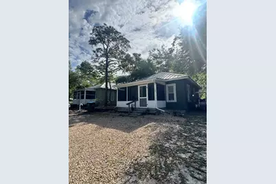 102/104 SE 1st St, Carrabelle, FL 32322 - Photo 1