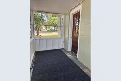 102/104 SE 1st St, Carrabelle, FL 32322 - Photo 9