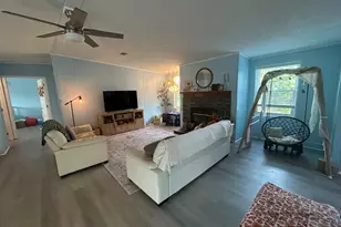 247 Selma St, Port Saint Joe, FL 32456 - Photo 3