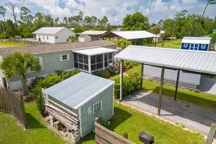 466 Santa Anna St, Port Saint Joe, FL 32456 - Photo 5
