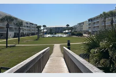 610 Sea Cliff Dr, Port Saint Joe, FL 32456 - Photo 11