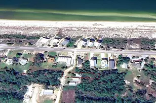 151 Beach St, Port Saint Joe, FL 32456 - Photo 27